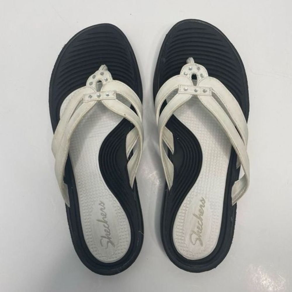 Skechers Outdoor Slip On Flip Flop Sandal Womens Size 6 Black White